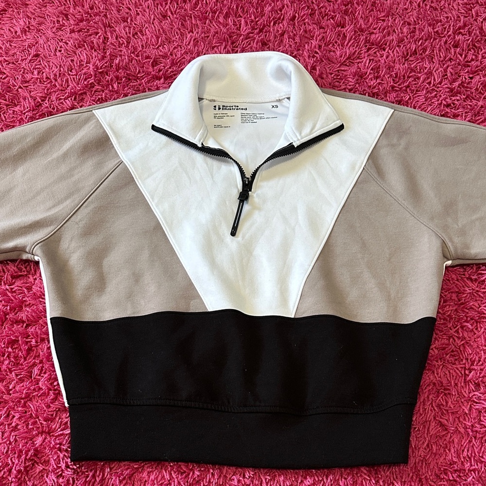Colorblock Long Sleeve Top - Picture 5 of 5